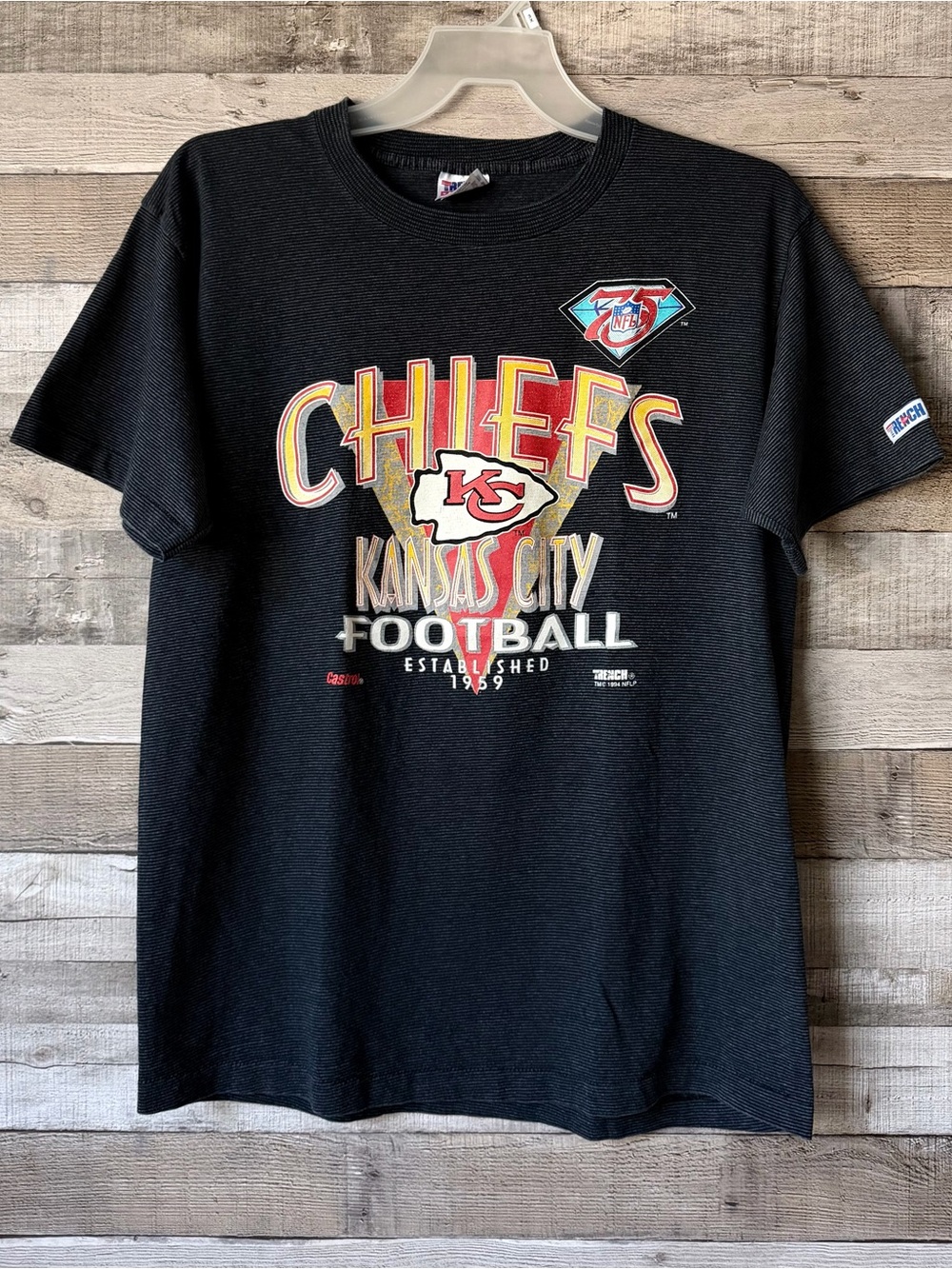Vintage 1994 Kansas City Chiefs Trench Ultra NFL 75th Anniversary Tee XL USA
